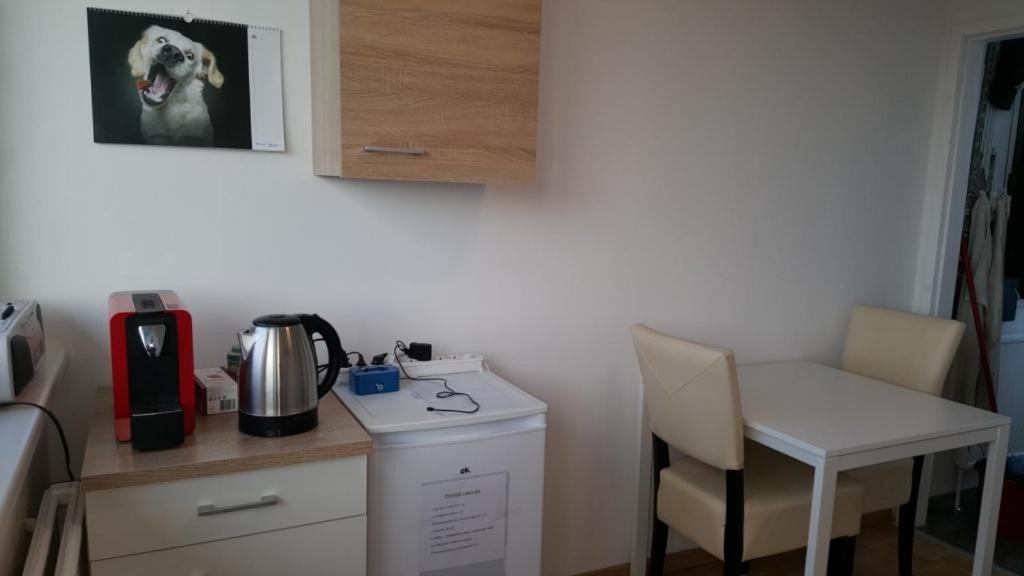 Ferienwohnung Nähe LKH Graz, 1x Parkplatz! Exterior foto