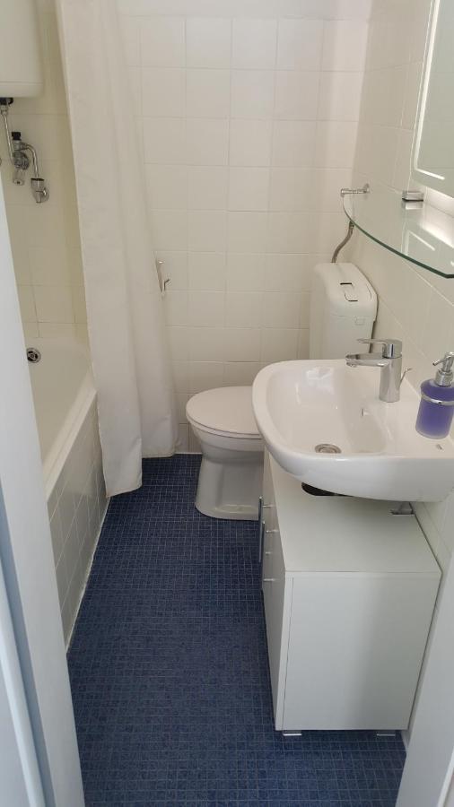 Ferienwohnung Nähe LKH Graz, 1x Parkplatz! Exterior foto